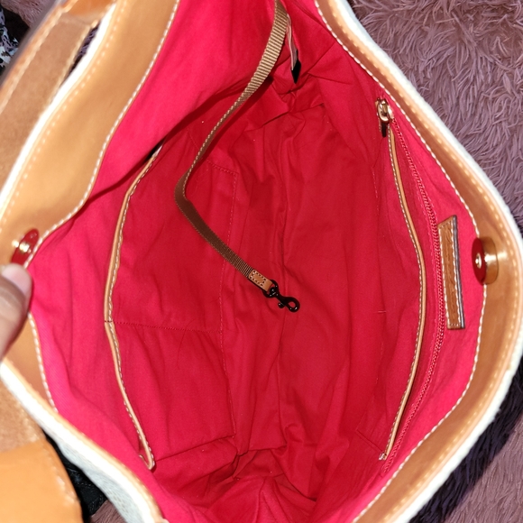 Dooney & Bourke Handbag - Picture 7 of 7